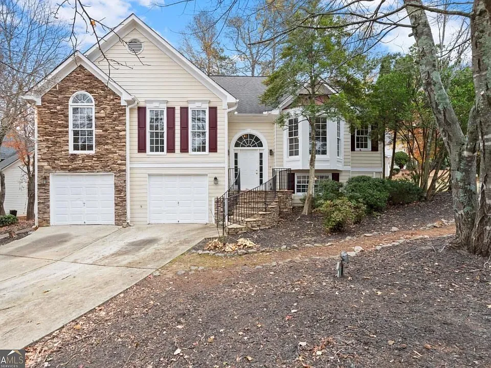 16 Valleyside Dr