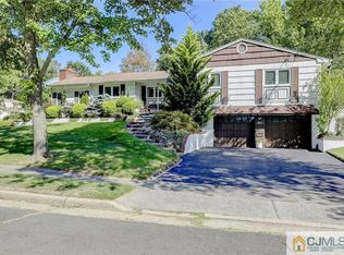 5 Sanford Rd, East Brunswick, NJ 08816
