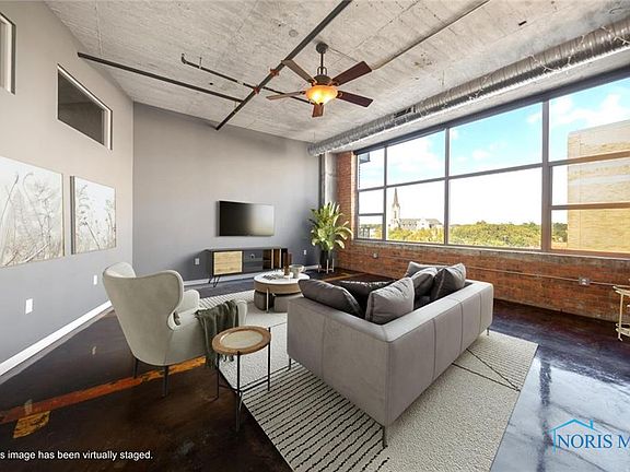 5th image of 745 Washington St APT 606