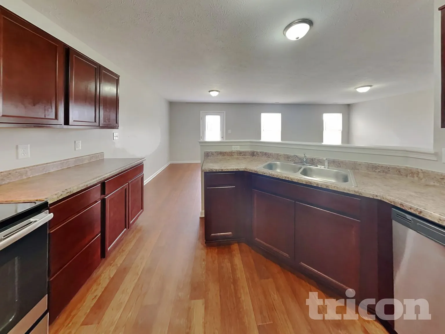 7916 Amadeus Drive Indianapolis IN — Photo 4