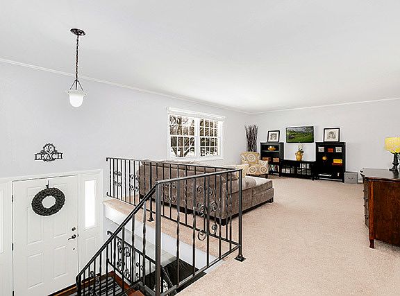 3rd image of 5836 Kingston Ave