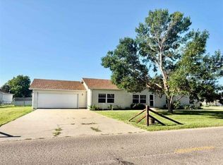 2901 GOLDENROD CRT, North Platte, NE 69101