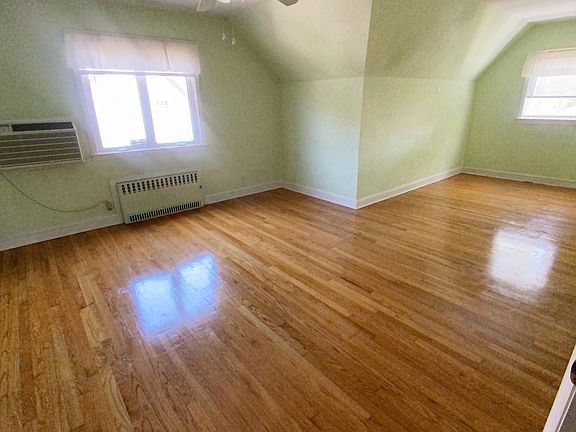 2nd image of 6540 167th St Floor 2