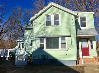 81 Maple St, Chicopee, MA 01020