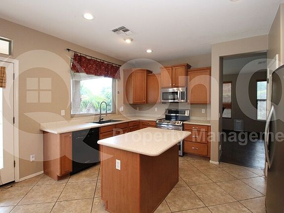 4th image of 2219 S Valle Verde