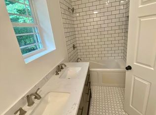 1500 N Winer Dr, Soddy Daisy, TN 37379
