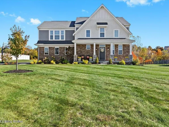 1207 Summit Parks Dr, La Grange, KY 40031