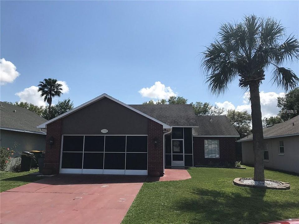 1st image of 750 Country Woods Cir