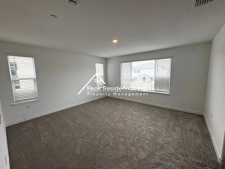 12640 Hereford Ave — Photo 23