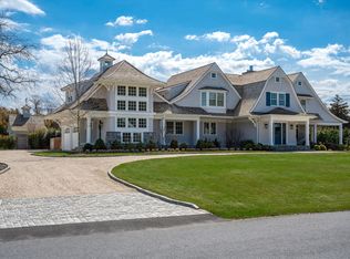 12 Quogo Neck Ln, Quogue, NY 11959