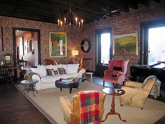 Rented by Stribling | media 17