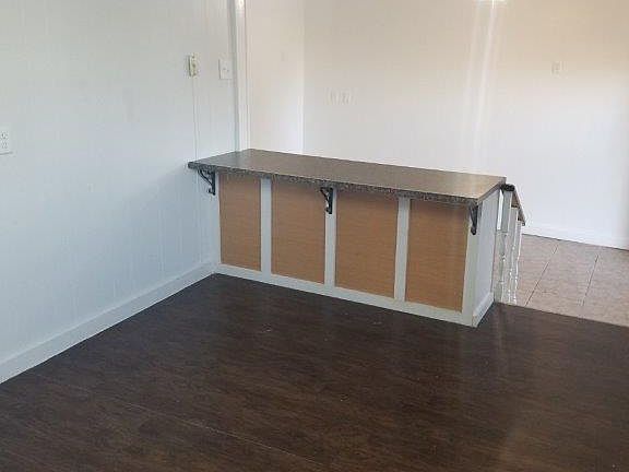 5th image of 1404 Craft St