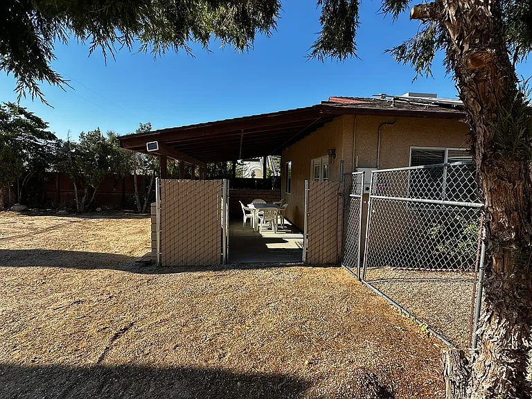 57486 Pueblo Trl — Photo 3