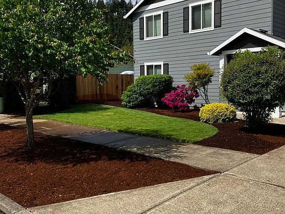 3rd image of 209 Pioneer Dr