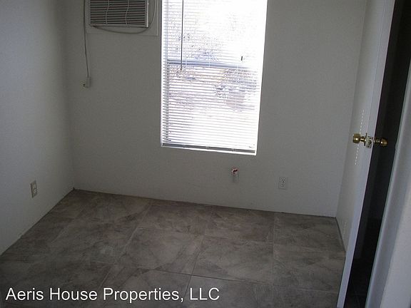 4th image of 55551 W La Barranca Dr