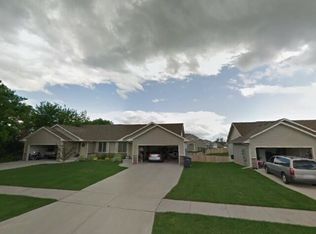 6191 Meacham Dr, Pleasant Hill, IA 50327