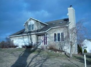 8504 Fowler Ct NE, Rockford, MI 49341