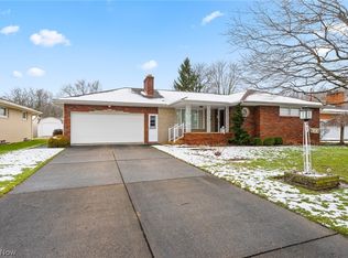 643 Robinson Rd, Campbell, OH 44405