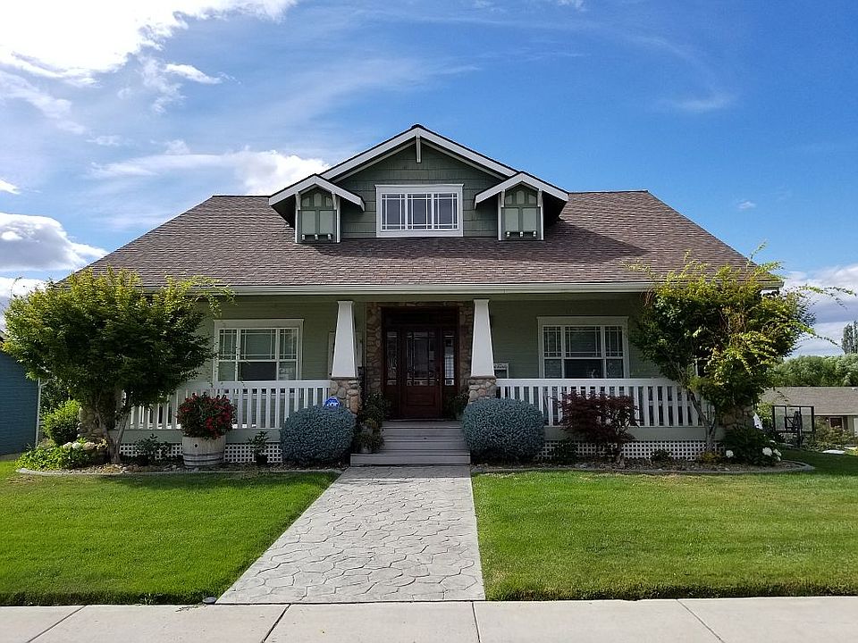 1st image of 1113 Reo Dr