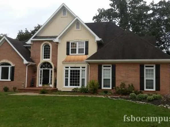 9310 Royal Mountain Dr, Chattanooga, TN 37421