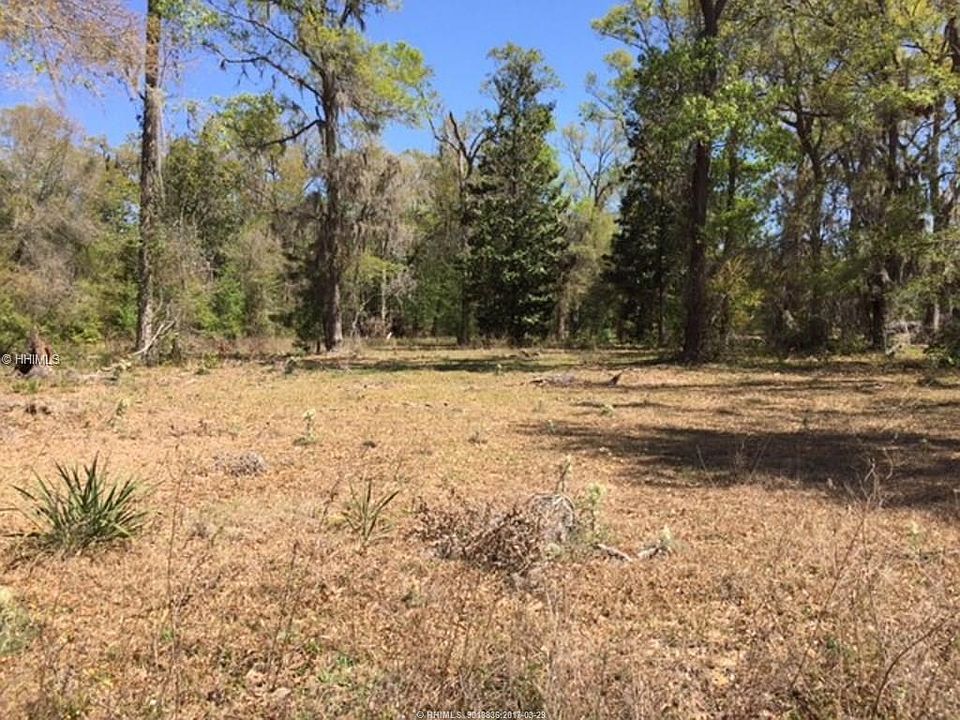 1st image of 420 Oakwood Dr