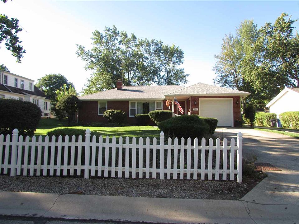 1st image of 603 W Park Dr
