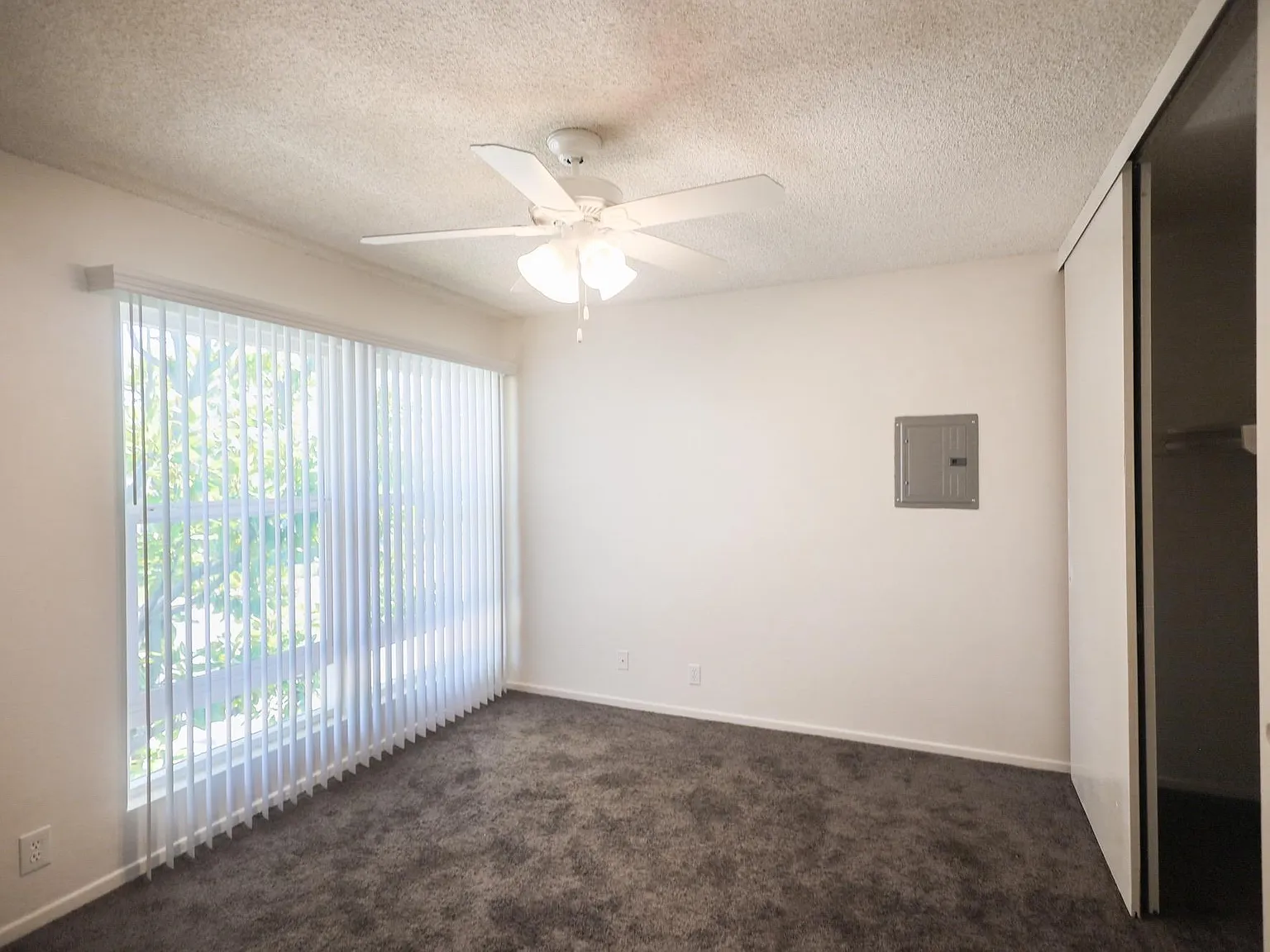 Northcrest Manor — Photo 4