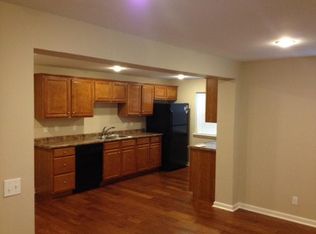 2528 Cox Mill Rd, Hopkinsville, KY 42240