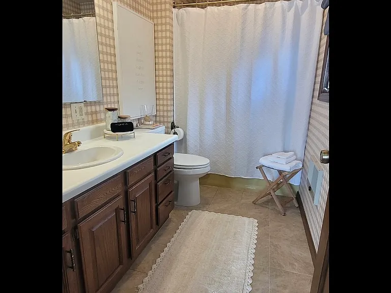 W South Lake Gage Dr — Photo 5