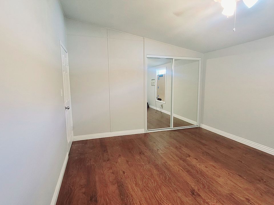 2nd image of 9591 Crestwood Ln