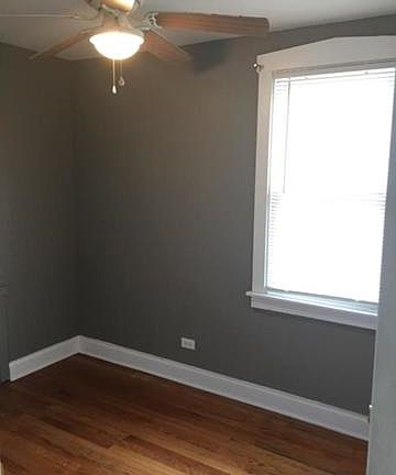 3rd image of 6148 W Melrose St #2