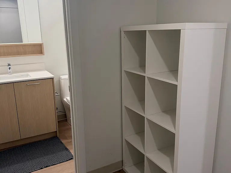 1529 Oxford St #220 — Photo 12