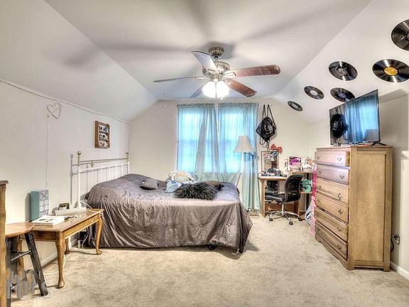 5th image of 125 Morgan Dr NW