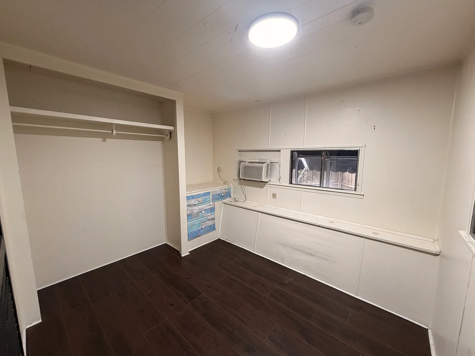 2 bed, 460 sqft, $1,035 — Photo 4