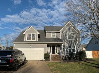 4212 Feather Ridge Dr, Virginia Beach, VA 23456
