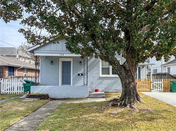 194 Metairie Ct