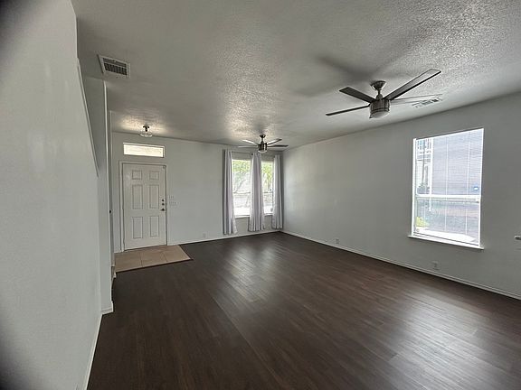 2nd image of 10713 Astor Dr