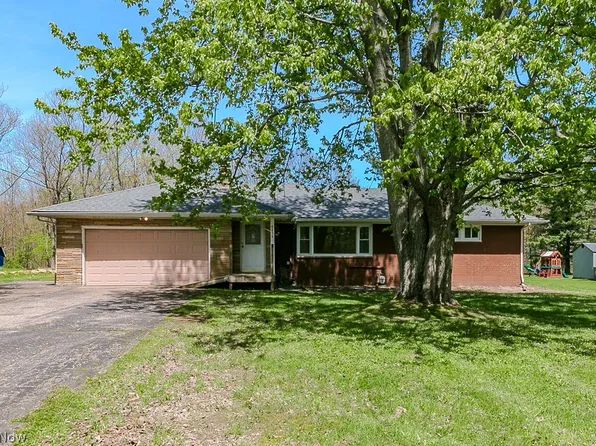 8839 Billings Rd, Willoughby, OH 44094