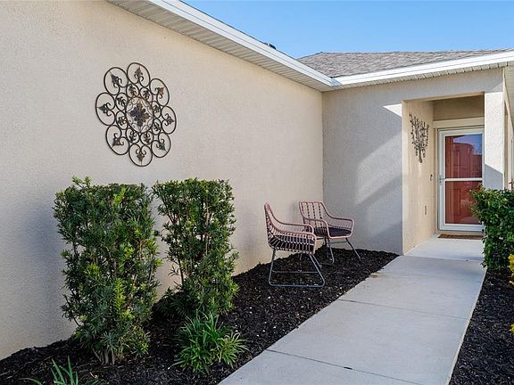 5th image of 6236 Springmont Loop