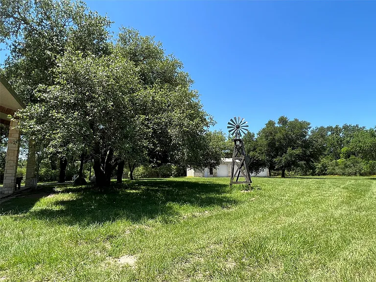 4473 Highway 90 #A — Photo 8