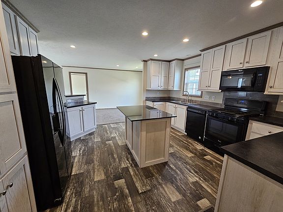3rd image of 9900 Townsquare Blvd #410