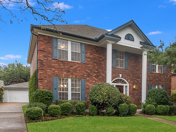 2nd image of 2607 Inwood View Dr