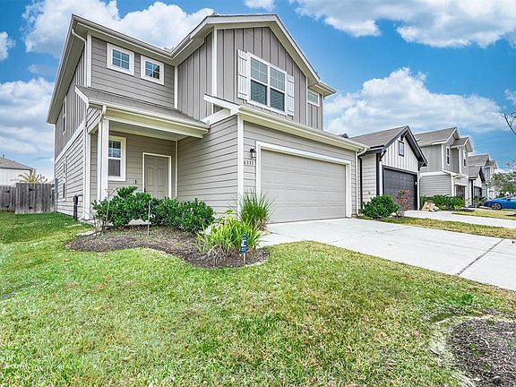 3rd image of 6331 Lakeview Haven Drive