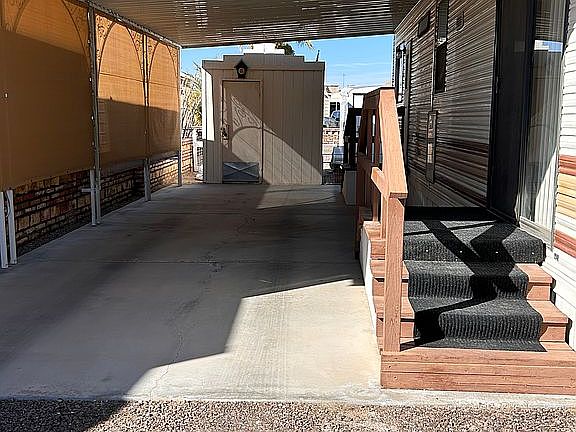3rd image of 200 N Moon Mountain Ave