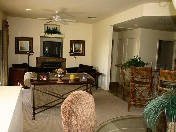 3rd image of 1716 W CORTEZ Street #201
