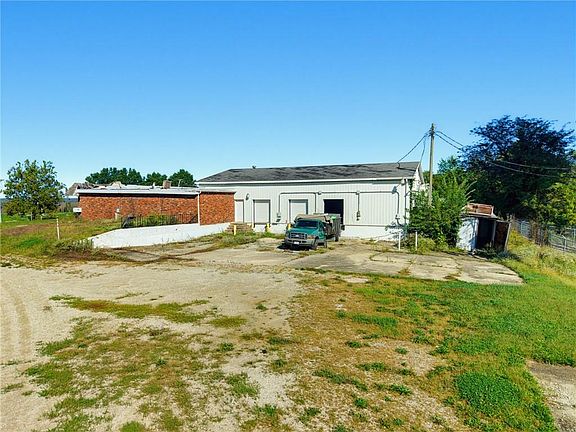 41st image of 19485 Dottie Ln