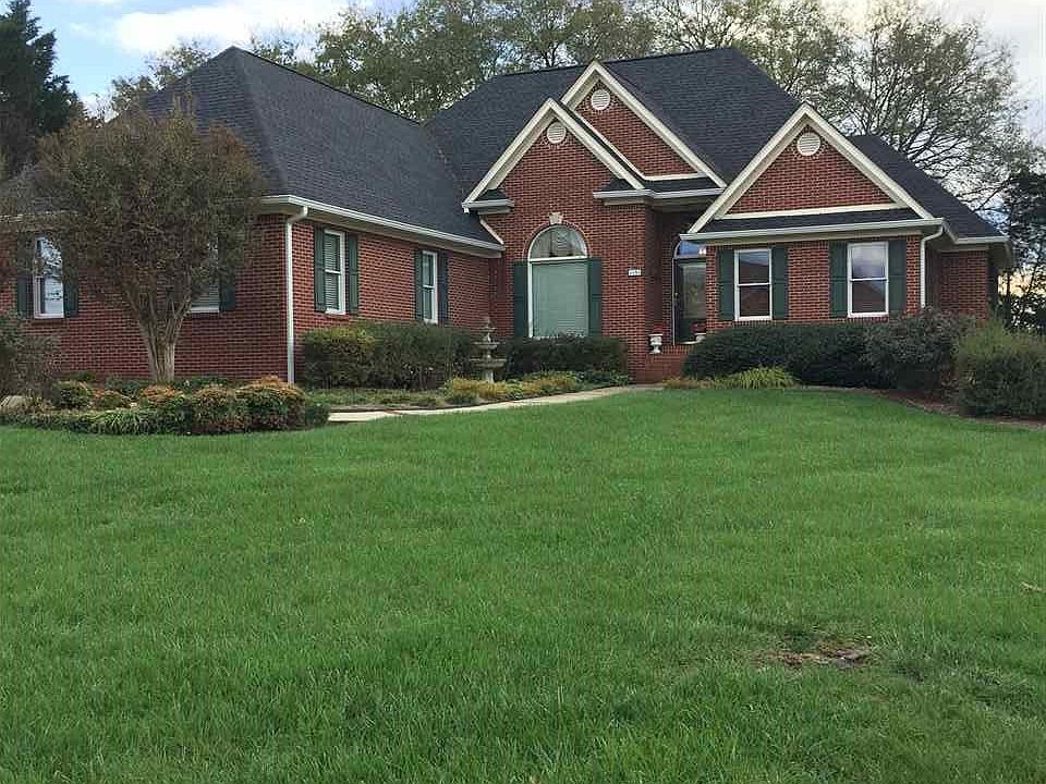2nd image of 3381 Autumn Ridge Dr NW