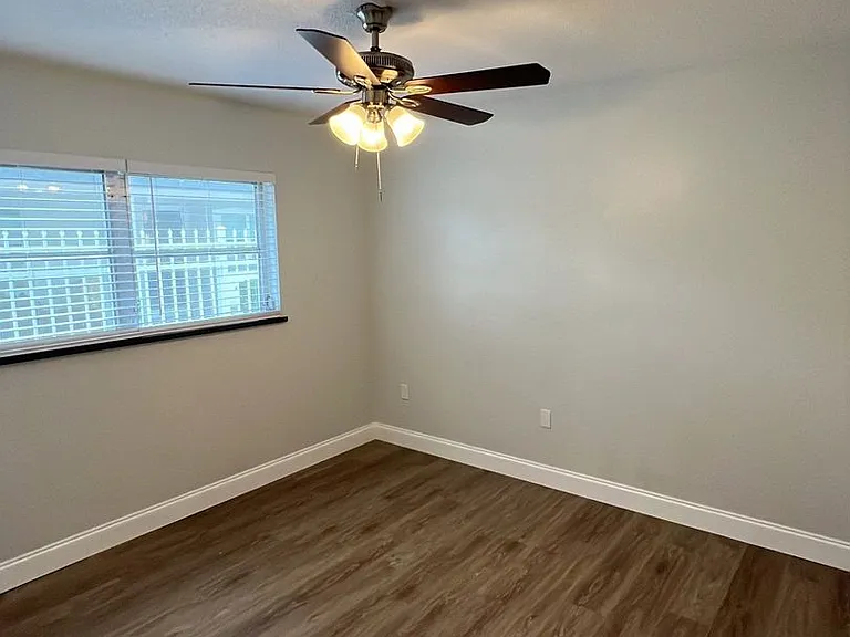 Citadel Apartments of Sarasota — Photo 25