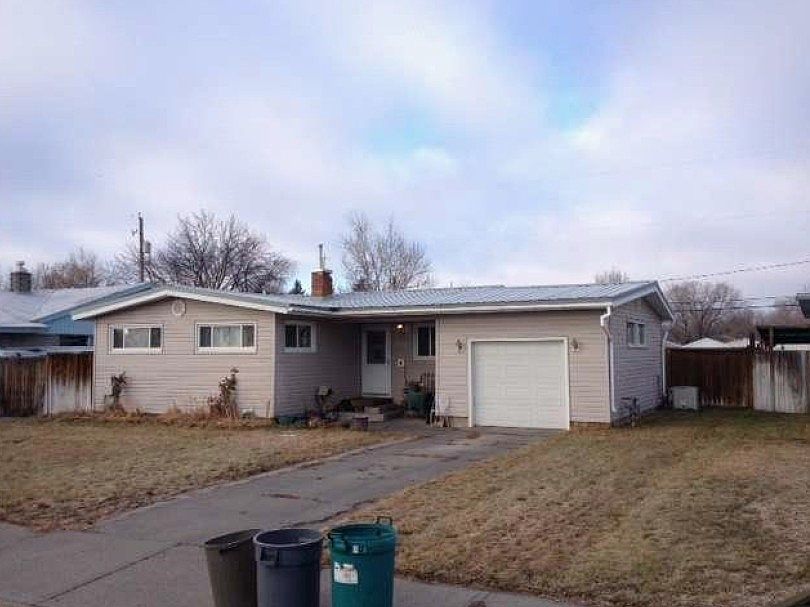 1st image of 1330 Bower Dr