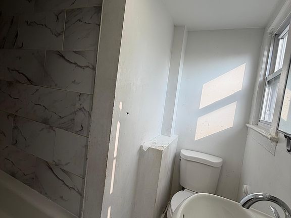 2nd image of 10 Mitchell St APT 2